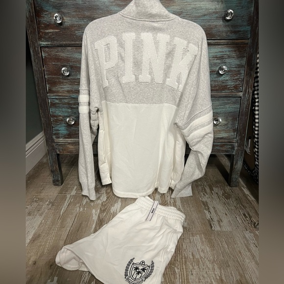 NWT!VSPINK Varsity FullZip White/Gray Fleece Jacket/VSPINK Fleece White Short-M - Picture 3 of 16